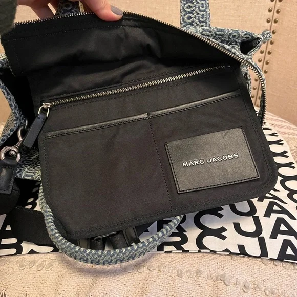 Marc Jacobs The Sun faded Medium tote denim bag - Picture 11 of 13